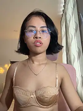 EllieYoon's cam snapshot