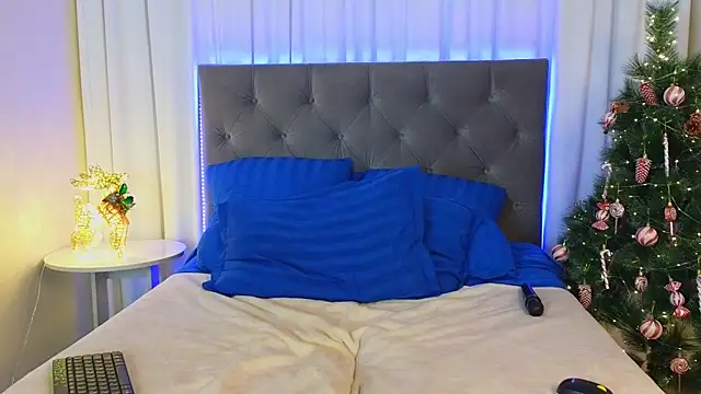 Ariana_Petite's cam snapshot