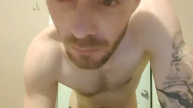 Huntzg23 live sex cam