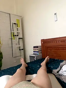 Ruby_bear live sex cam