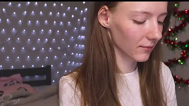 Why_me_stella's cam snapshot