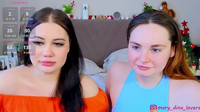 Mary_Dina's cam snapshot