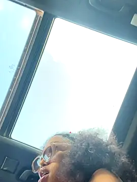 Go_Meg's cam snapshot