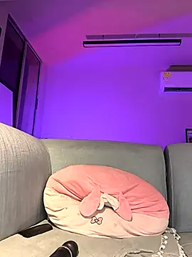 Sara-215's cam snapshot