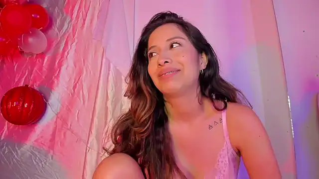 little-Emma's cam snapshot