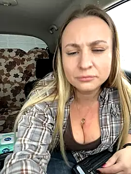 OlgaBuzzz's cam snapshot