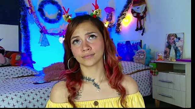 alisson_zafiro_'s cam snapshot