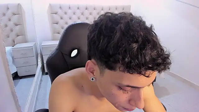 JhoanLeandro live sex cam