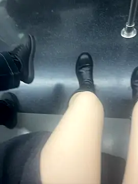 yimisun01 live sex cam