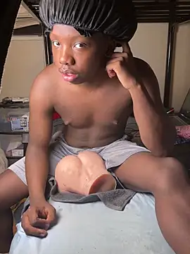 YourLittleBoyfriend live sex cam