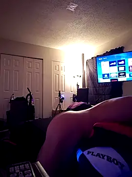 Mmmfuckyeah69 live sex cam