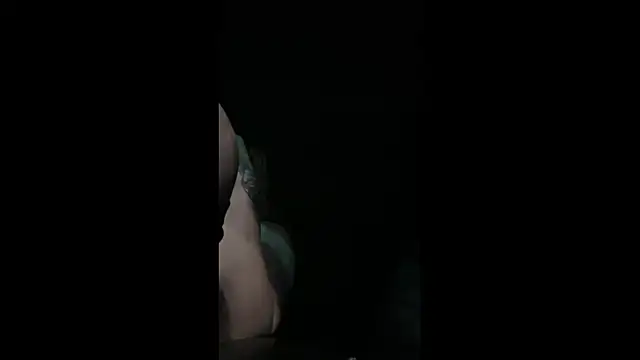 BigMfLuther's cam snapshot