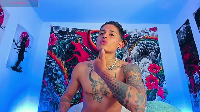 Maxi_Gray's cam snapshot