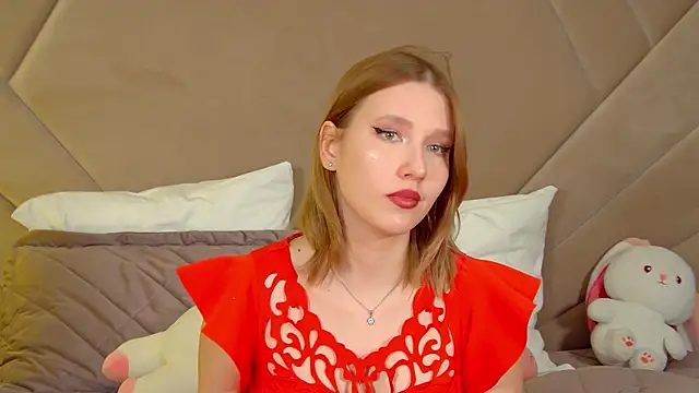 LiliLinn live sex cam