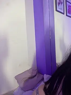 sharlot24's cam snapshot