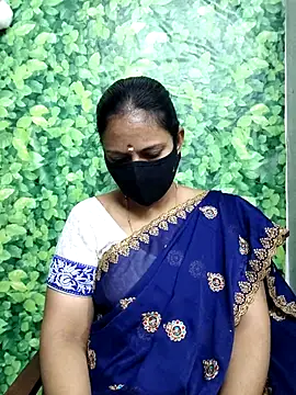 Queen-Neha's cam snapshot