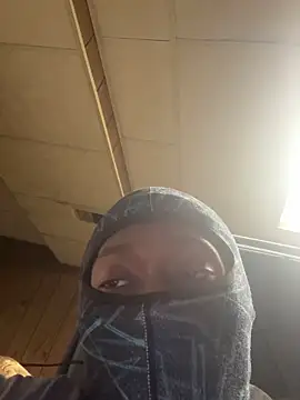 ProveYourLoyalty's cam snapshot