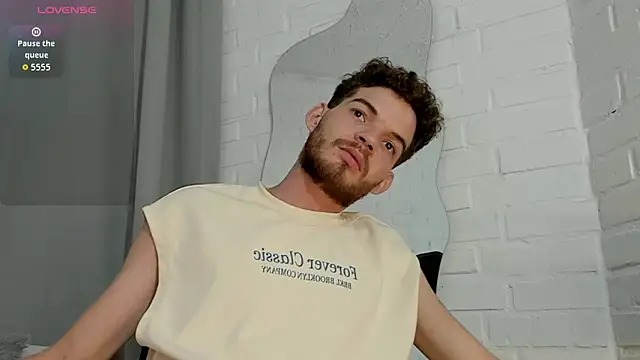 MATEO_HUNTER's cam snapshot