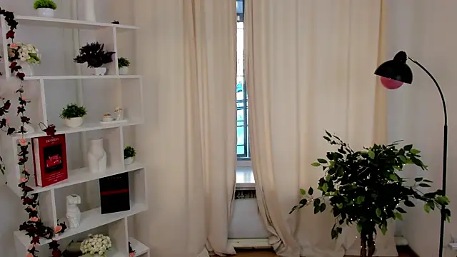 EliseTang's cam snapshot