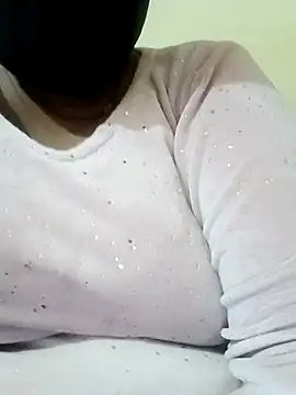 Desi_Biwi's cam snapshot