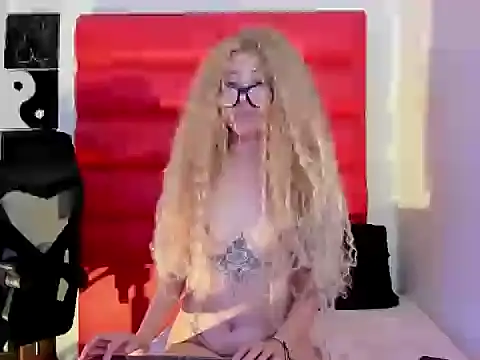 Oliviamonroex18's cam snapshot