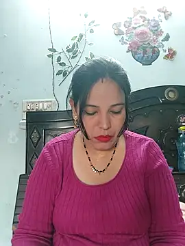 Poojabhabi101 live sex cam