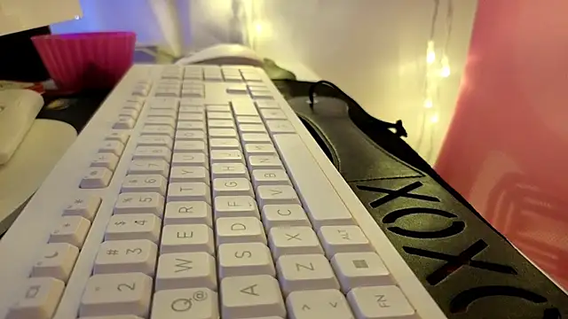 vickvalencia2's cam snapshot