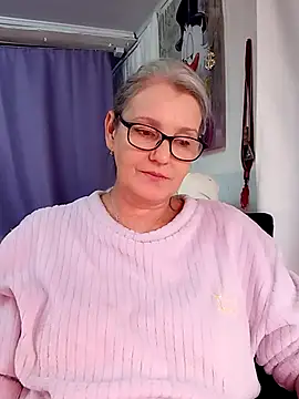 irinamaux live sex cam