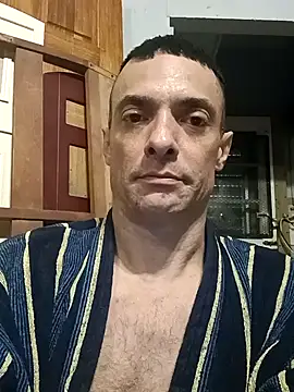 dicinyou80's cam snapshot