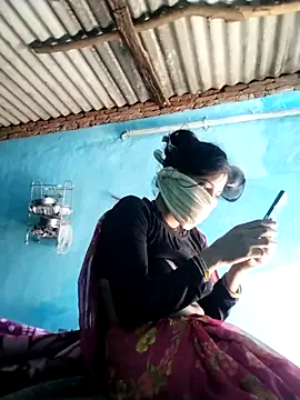 Hot-qwer's cam snapshot