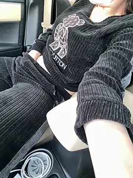 Meii-meyy live sex cam