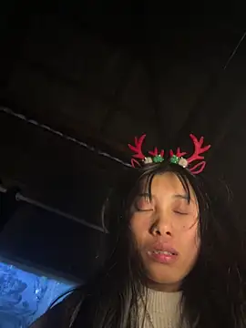 LylyOx9's cam snapshot