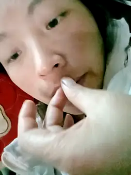 Micky_baby's cam snapshot