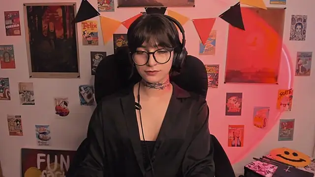 damnedmarie_'s cam snapshot