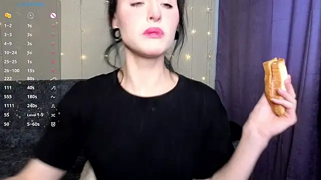 Emily__Mooree live sex cam