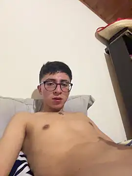 CamiRojas_boy live sex cam