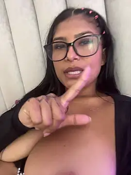 daphnevans's cam snapshot