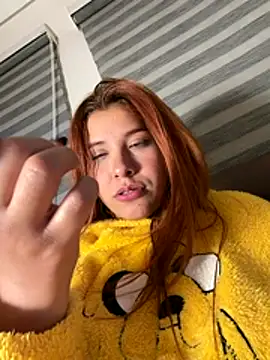 crystal_bunny7's cam snapshot