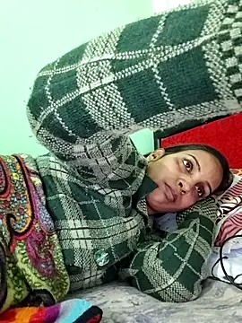 Hotty-Nidhi live sex cam