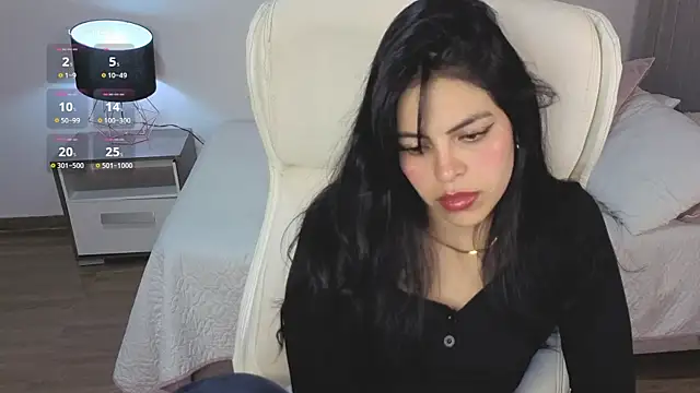 Eliie_Ruizz's cam snapshot