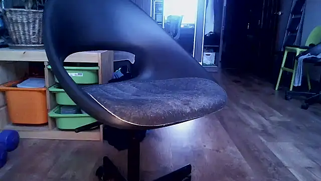 TobyDick13's cam snapshot