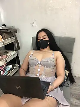 Ngan_Chubby live sex cam