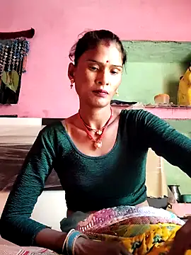 Love_bhabi's cam snapshot