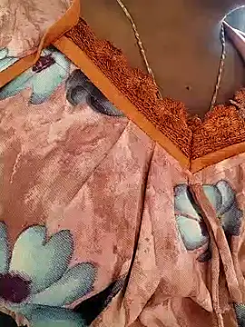 Lata_Bhabhi01's cam snapshot