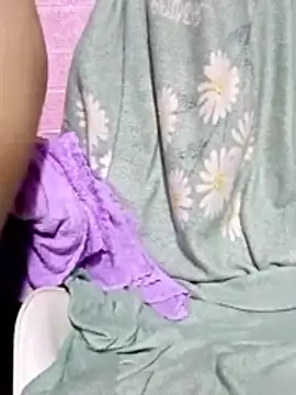 Cutie_body11's cam snapshot