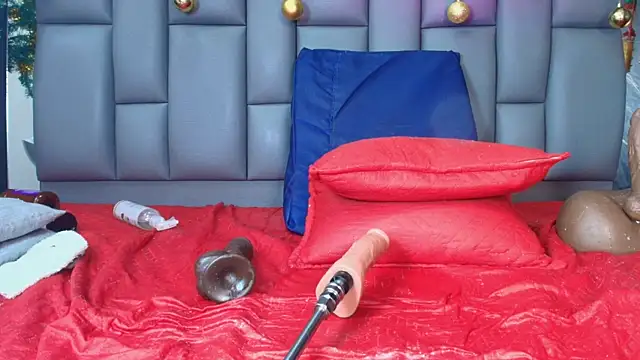 Roxana_gomez live sex cam