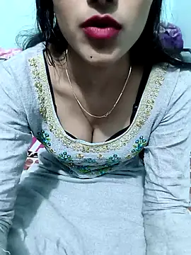 Yours-Zeenat's cam snapshot