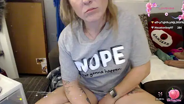 alluringpixie's cam snapshot