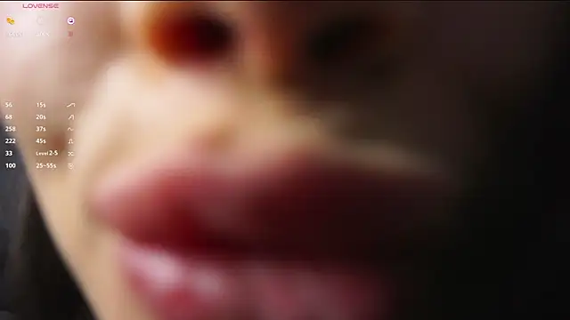 SoftLuna's cam snapshot