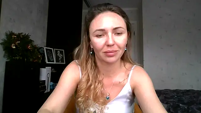 AngelinaLove28's cam snapshot